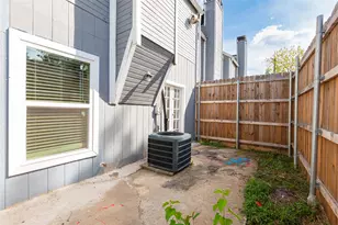 4618 San Jacinto St, Dallas, TX 75204 - Photo 26
