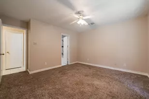 2671 Clayton Oaks Dr, Dallas, TX 75227 - Photo 10