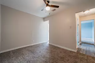 2671 Clayton Oaks Dr, Dallas, TX 75227 - Photo 26