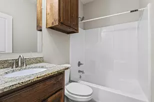 2239 E Tuck St, Sherman, TX 75090 - Photo 18