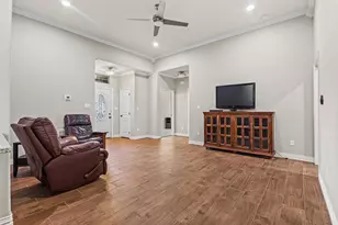 2239 E Tuck St, Sherman, TX 75090 - Photo 10