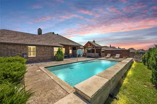 113 Treys Way, Godley, TX 76044 - Photo 1