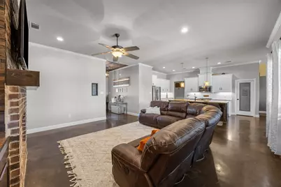 113 Treys Way, Godley, TX 76044 - Photo 10