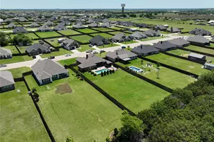 113 Treys Way, Godley, TX 76044 - Photo 38