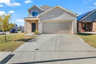 401 Thompson Pl, Everman, TX 76140 - Photo 2