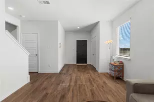 401 Thompson Pl, Everman, TX 76140 - Photo 4