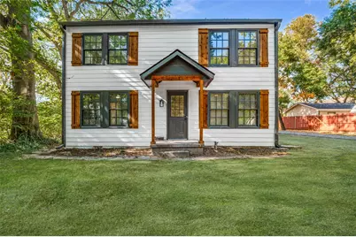 109 S Central Avenue, Waxahachie, TX 75165 - Photo 1