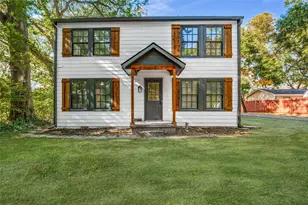 109 S Central Ave, Waxahachie, TX 75165 - Photo 1