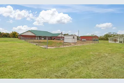 1005 E Hwy 82, Blossom, TX 75416 - Photo 10
