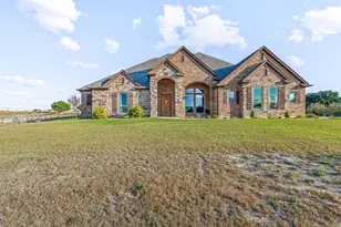 1077 Eagles Blf Dr, Weatherford, TX 76087 - Photo 2