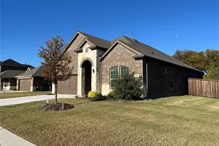 1320 Villalonga Dr, Little Elm, TX 75068 - Photo 14