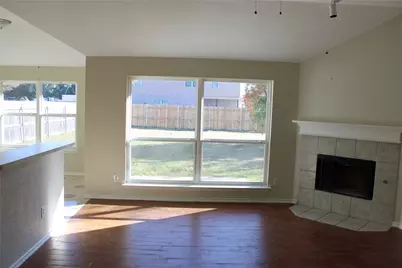 4653 Saint Francis Avenue, Dallas, TX 75227 - Photo 6