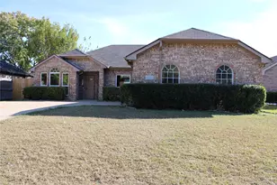 4653 St Francis Ave, Dallas, TX 75227 - Photo 2