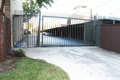 2702 Douglas Avenue #106, Dallas, TX 75219 - Photo 12