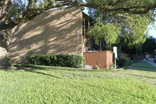 2702 Douglas Ave, Dallas, TX 75219 - Photo 2