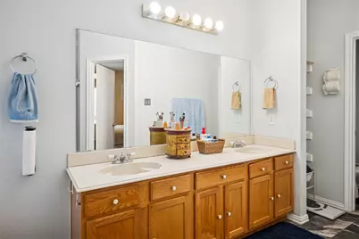 8210 Champion Drive, Rowlett, TX 75089 - Photo 16