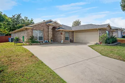 8210 Champion Drive, Rowlett, TX 75089 - Photo 2