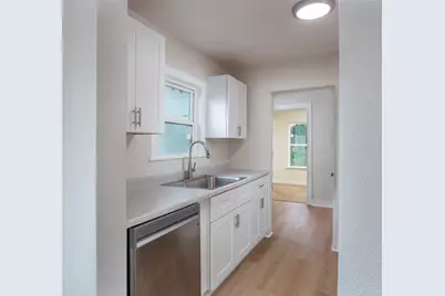 628 S Westmoreland Road, Dallas, TX 75211 - Photo 6