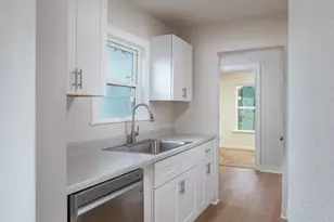 628 S Westmoreland Rd, Dallas, TX 75211 - Photo 6