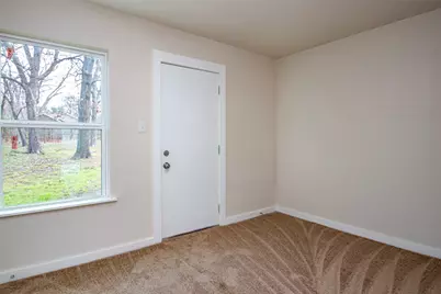 628 S Westmoreland Road, Dallas, TX 75211 - Photo 10