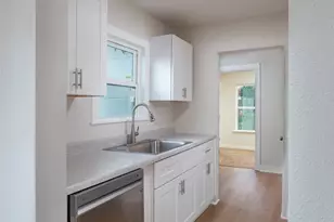 628 S Westmoreland Rd, Dallas, TX 75211 - Photo 6