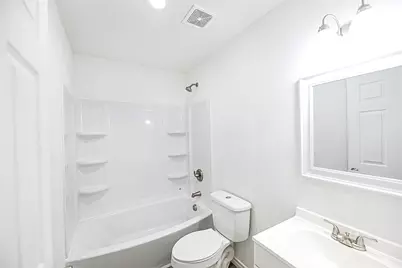 214 E Clay Street, Bowie, TX 76230 - Photo 20