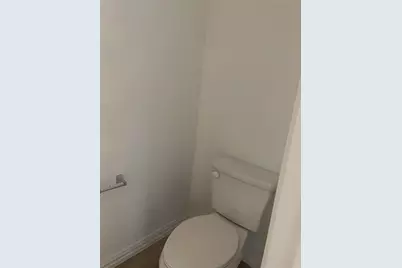 9927 Schramm Street, Irving, TX 75063 - Photo 10