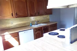 1817 Vine Dr, Garland, TX 75040 - Photo 8