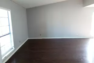 1817 Vine Dr, Garland, TX 75040 - Photo 4