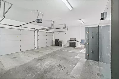 6100 N Waverly Court, Granbury, TX 76049 - Photo 24