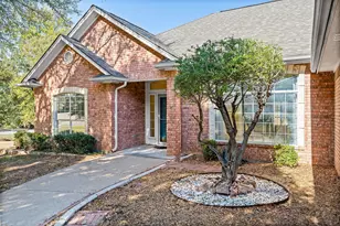 6100 N Waverly Ct, Granbury, TX 76049 - Photo 2