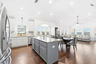 1118 Autumn Trl, Waxahachie, TX 75165 - Photo 8