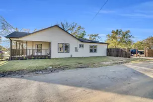 401 Poplar St, Italy, TX 76651 - Photo 6