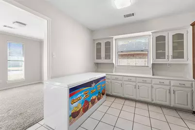 6907 Pickrell Drive, Dallas, TX 75227 - Photo 12