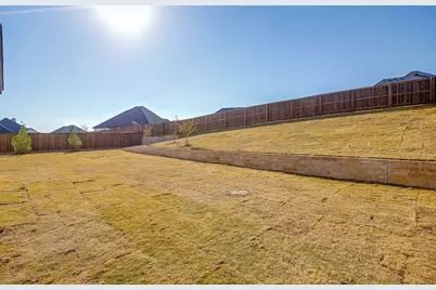 8118 Luanna Hills, Benbrook, TX 76126 - Photo 34