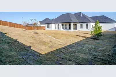 8118 Luanna Hills, Benbrook, TX 76126 - Photo 32