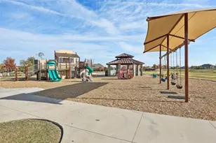 10314 Echo Brk Ln, Aubrey, TX 76227 - Photo 16