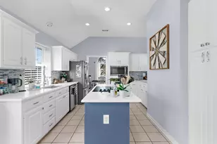 2012 Valley Falls Ave, Mesquite, TX 75181 - Photo 8