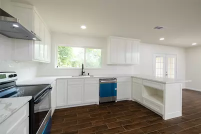 3743 Canada Drive, Dallas, TX 75212 - Photo 10