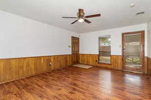 1215 N Slope Dr, Carrollton, TX 75007 - Photo 10