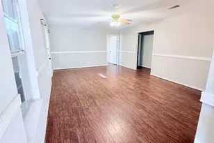 1402 S Montgomery St, Sherman, TX 75090 - Photo 2