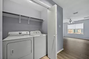 907 Jamie Dr, Grand Prairie, TX 75052 - Photo 14