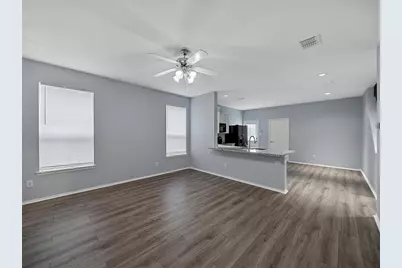 907 Jamie Drive, Grand Prairie, TX 75052 - Photo 4