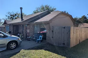 101 Colt Cir, Gun Barrel City, TX 75156 - Photo 2