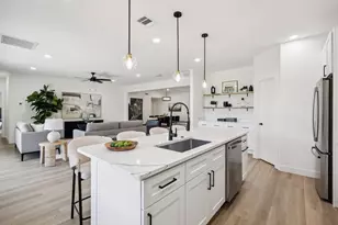 2516 Sunridge Rd, Carrollton, TX 75006 - Photo 2