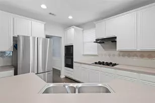 7025 Stone Canyon Ct, McKinney, TX 75072 - Photo 10