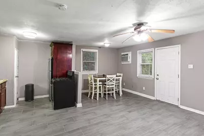 715 S Barnett Avenue, Dallas, TX 75211 - Photo 34