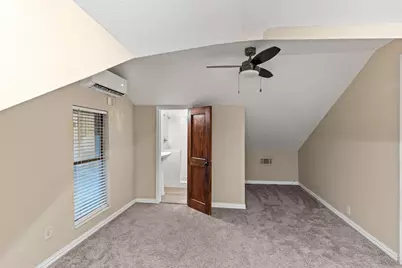 715 S Barnett Avenue, Dallas, TX 75211 - Photo 30