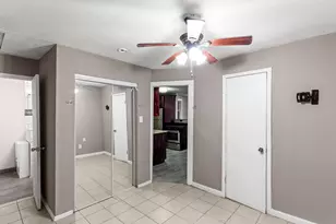 715 S Barnett Ave, Dallas, TX 75211 - Photo 36