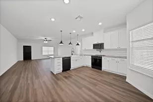128 Sedona Crk Ct, Poolville, TX 76487 - Photo 10